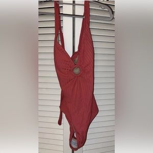 Target One Piece Bathing Suit Size Medium 8/10 NWT